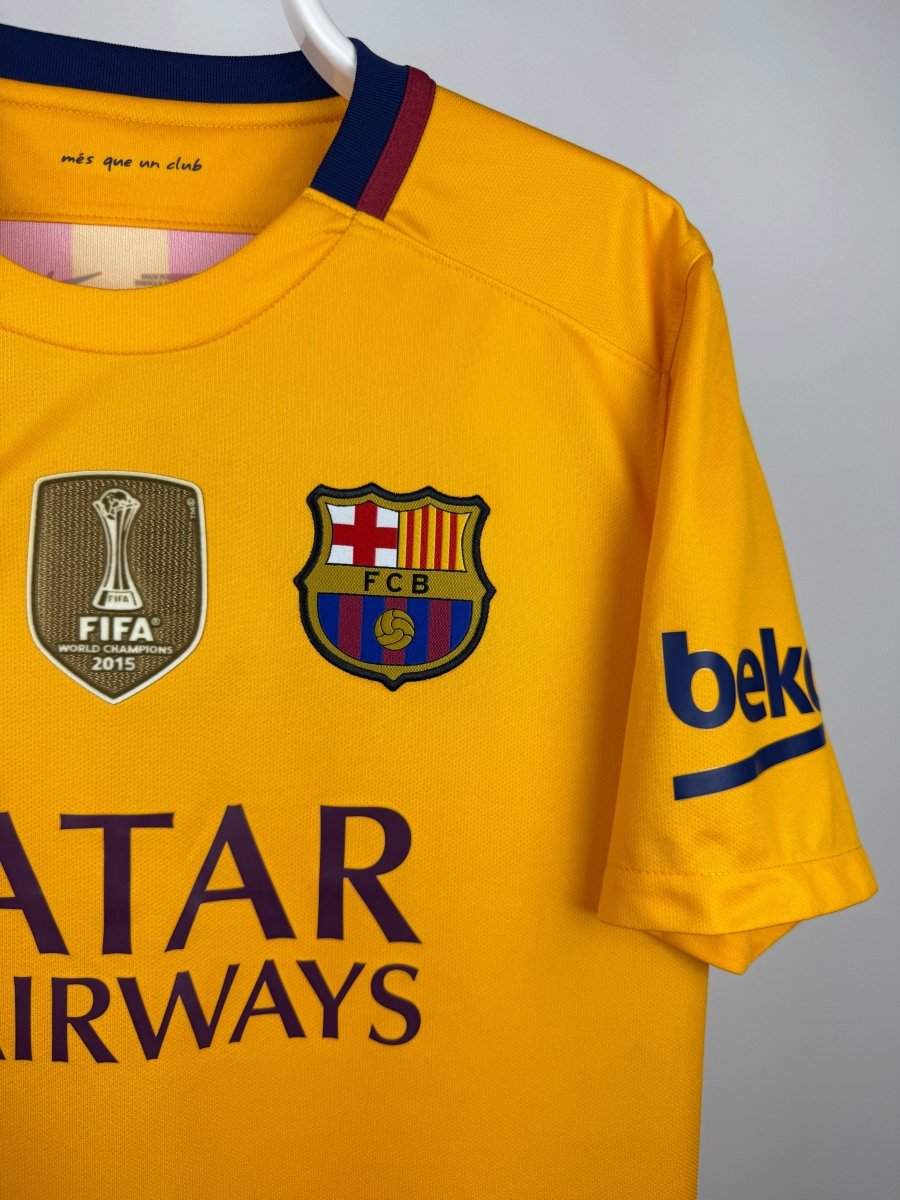 Lionel Messi - FC Barcelona 2015/16 Away Shirt π¦π·
