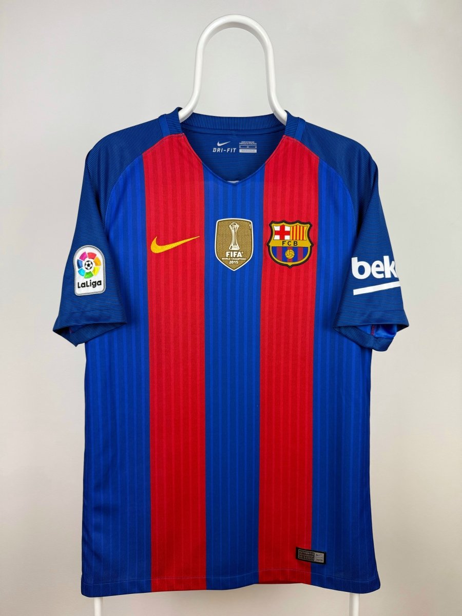 Lionel Messi - FC Barcelona 2016/17 home shirt π¦π·