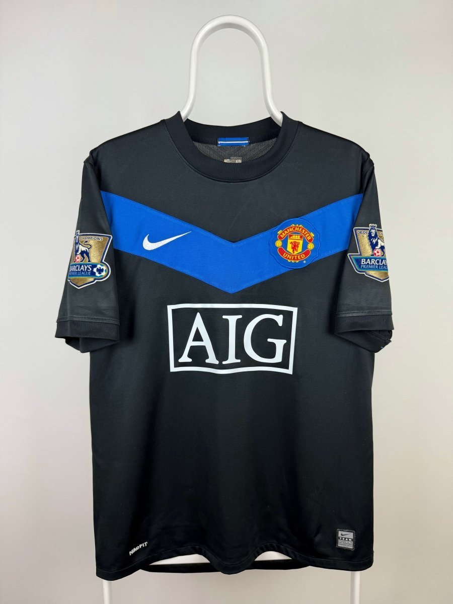 Nemanja Vidic - Manchester United 2009/10 away shirt π·πΈ