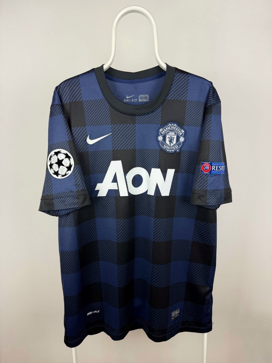 Nemanja Vidic - Manchester United 2013/14 away shirt π·πΈ