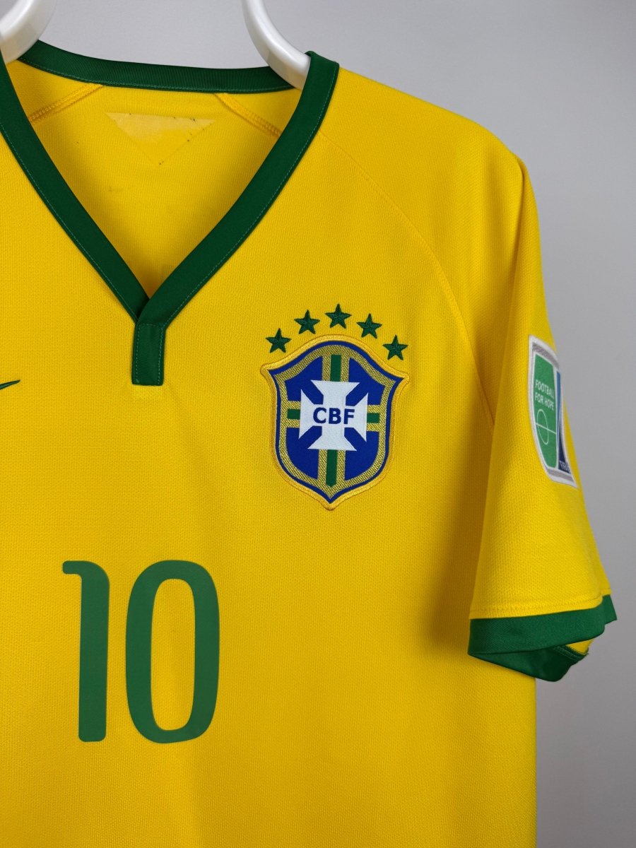 Neymar Jr. - Brazil 2014 home shirt π§π·