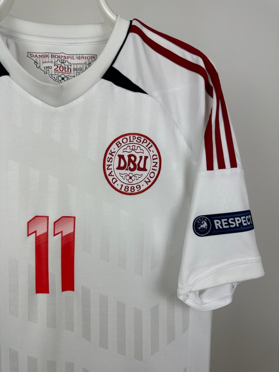 Nicklas Bendtner - Denmark 2012 away shirt 🇩🇰