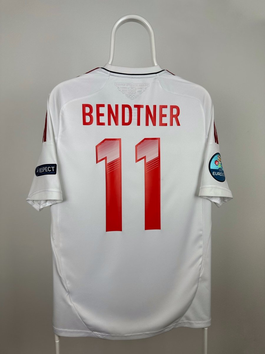 Nicklas Bendtner - Denmark 2012 away shirt 🇩🇰