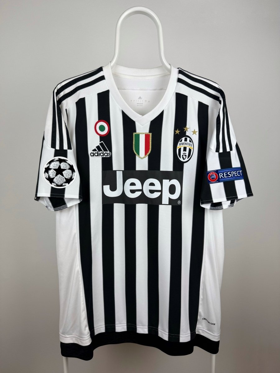 Paul Pogba - Juventus 2015/16 home shirt π«π·
