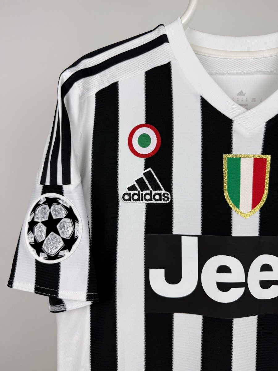 Paul Pogba - Juventus 2015/16 home shirt π«π·