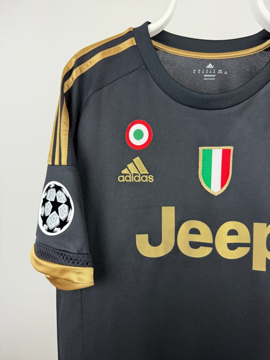 Paul Pogba - Juventus 2015/16 away shirt π«π·