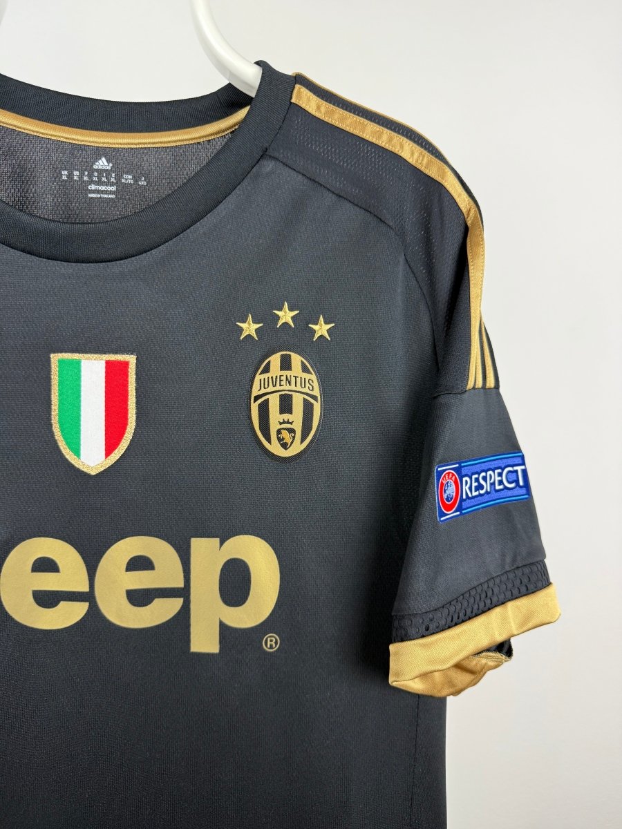 Paul Pogba - Juventus 2015/16 away shirt π«π·