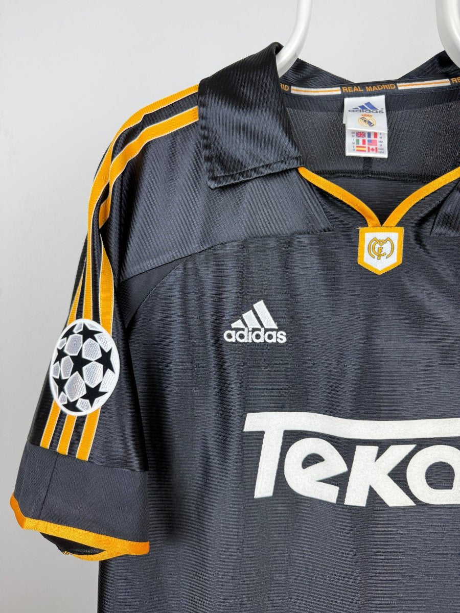 Raul Gonzalez - Real Madrid 1999/01 away shirt ๐ช๐ธ