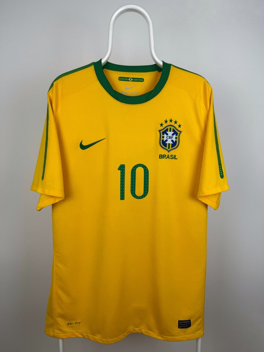 Ronaldinho - Brazil 2010 home shirt π§π·