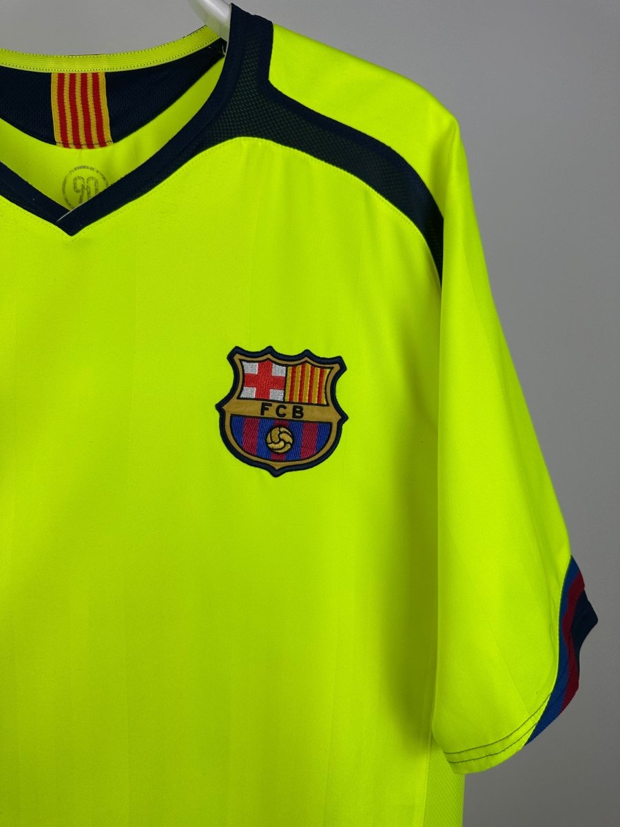Ronaldinho - FC Barcelona 2005/06 away shirt π§π·
