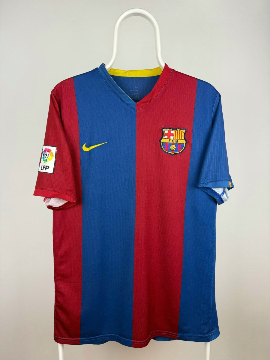 Ronaldinho - FC Barcelona 2006/07 home shirt π§π·