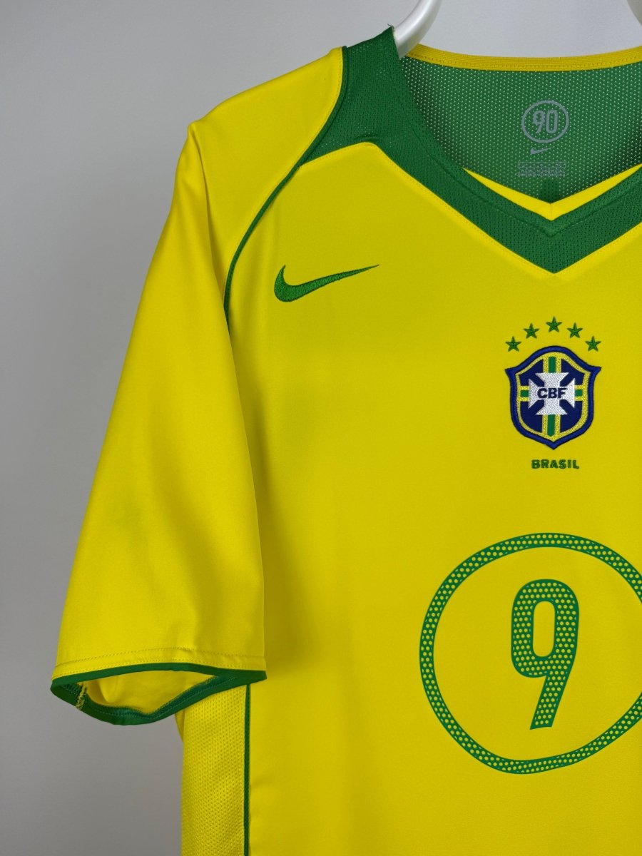 Ronaldo Nazario - Brazil 2004 Home Shirt