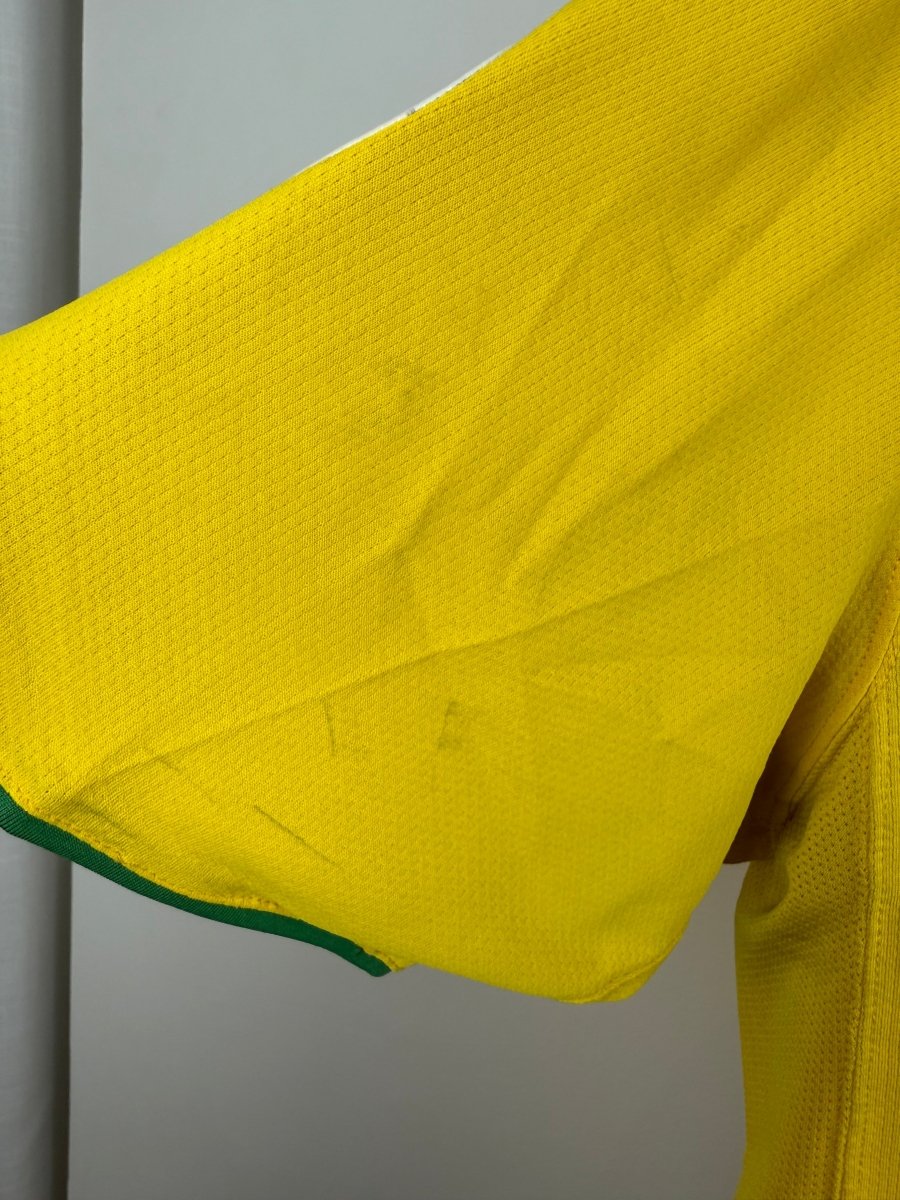 Ronaldo Nazario - Brazil 2006 Home Shirt π§π·