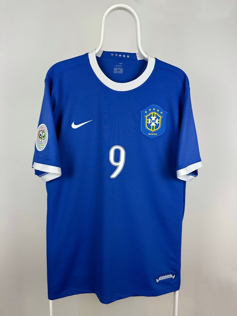 Ronaldo Nazario - Brazil 2006 Away Shirt
