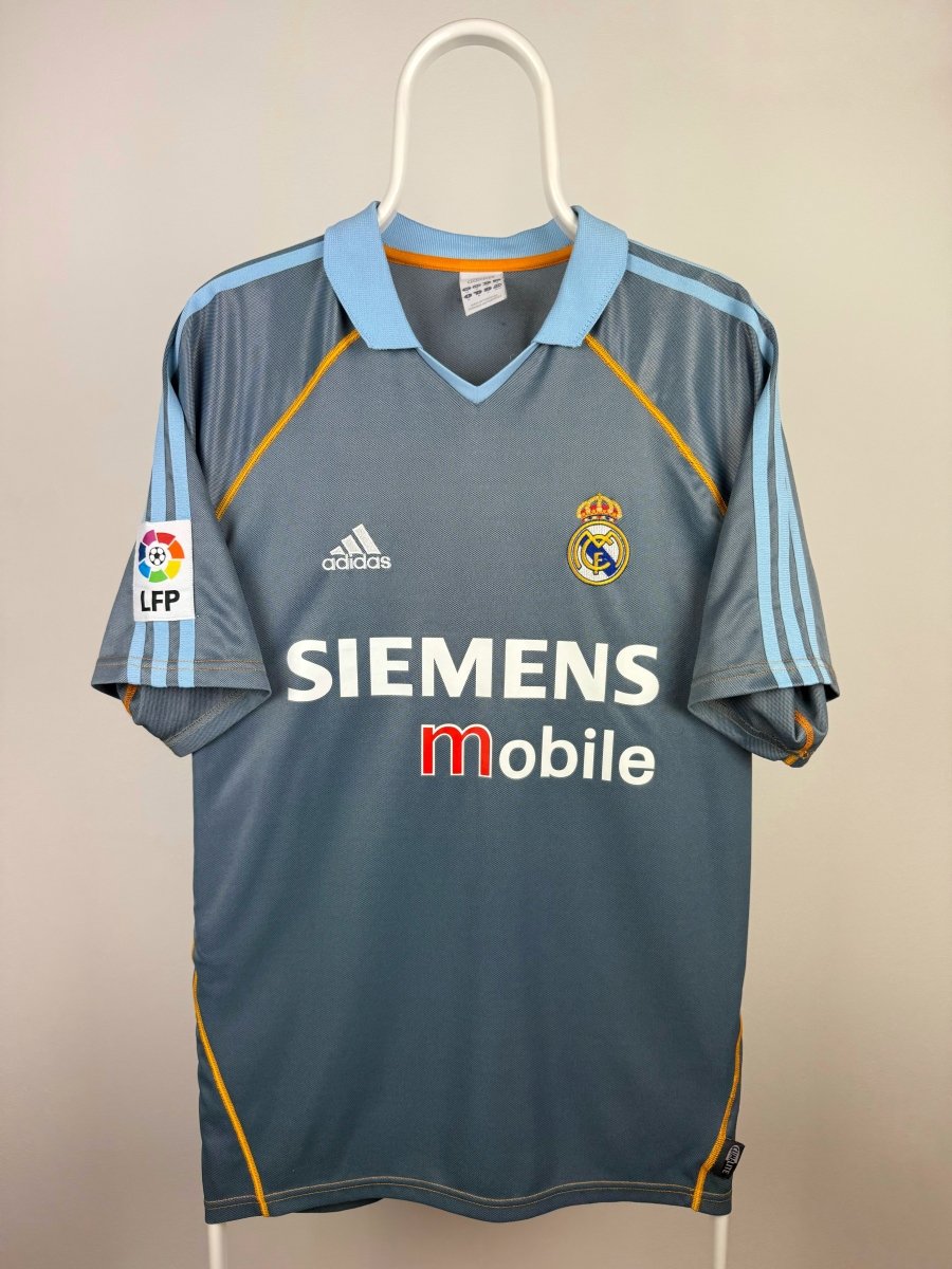 Ronaldo Nazario - Real Madrid 2003/04 Away Shirt π§π·