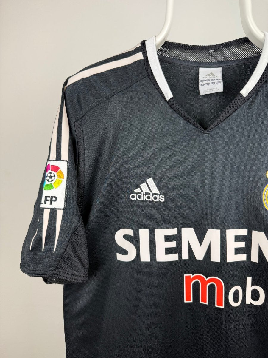Ronaldo Nazario - Real Madrid 2004/05 away shirt π§π·
