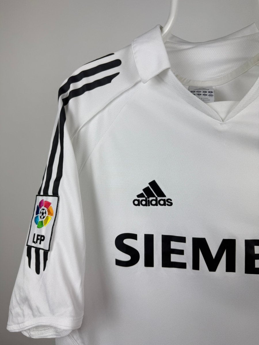 Ronaldo Nazario - Real Madrid 2005/06 home shirt π§π·