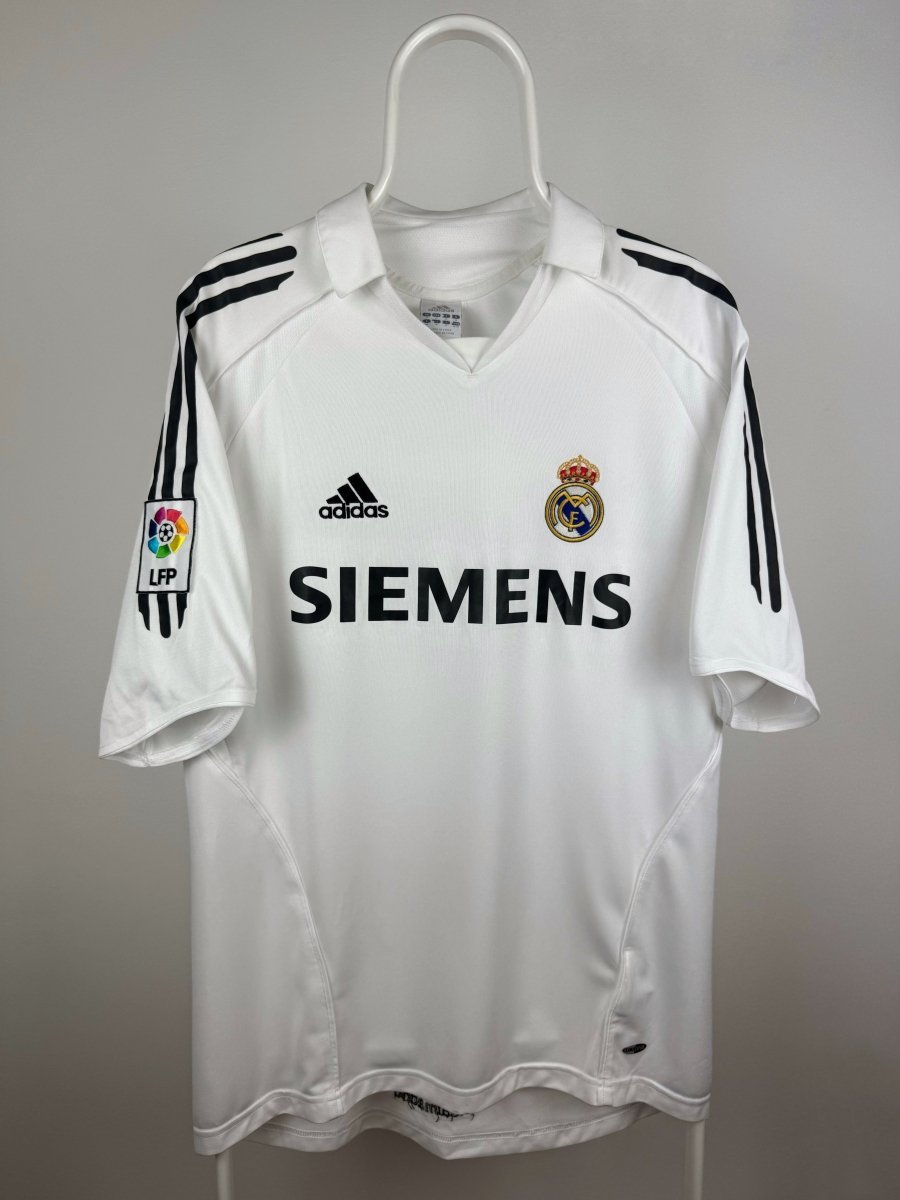 Ronaldo Nazario - Real Madrid 2005/06 home shirt π§π·