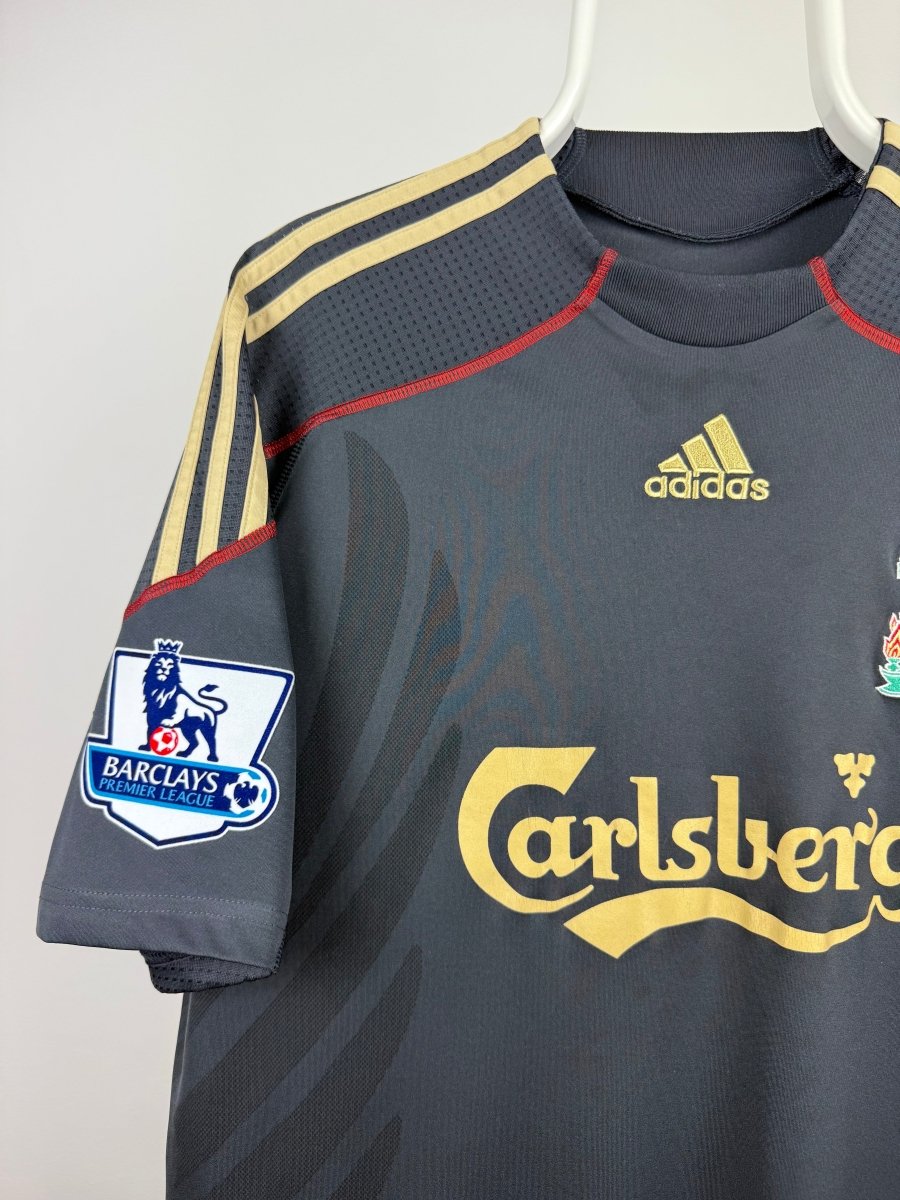 Steven Gerrard - Liverpool 2009/10 away shirt ๐ด๓ ง๓ ข๓ ฅ๓ ฎ๓ ง๓ ฟ