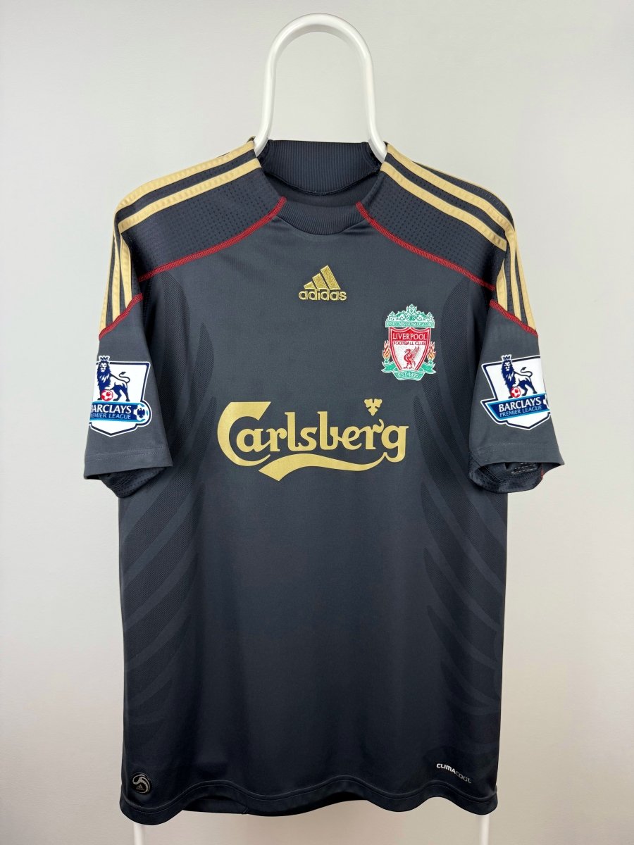 Steven Gerrard - Liverpool 2009/10 Away Shirt ๐ด๓ ง๓ ข๓ ฅ๓ ฎ๓ ง๓ ฟ