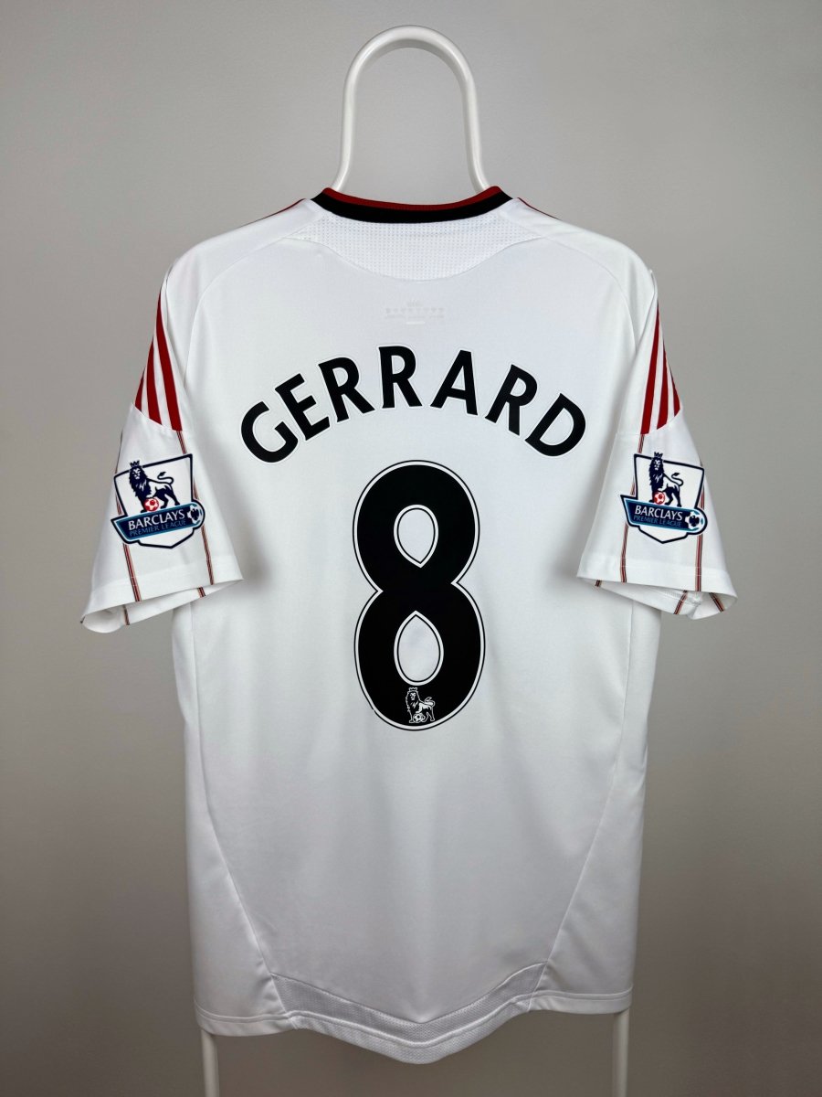 Steven Gerrard - Liverpool 2010/11 away shirt ๐ด๓ ง๓ ข๓ ฅ๓ ฎ๓ ง๓ ฟ