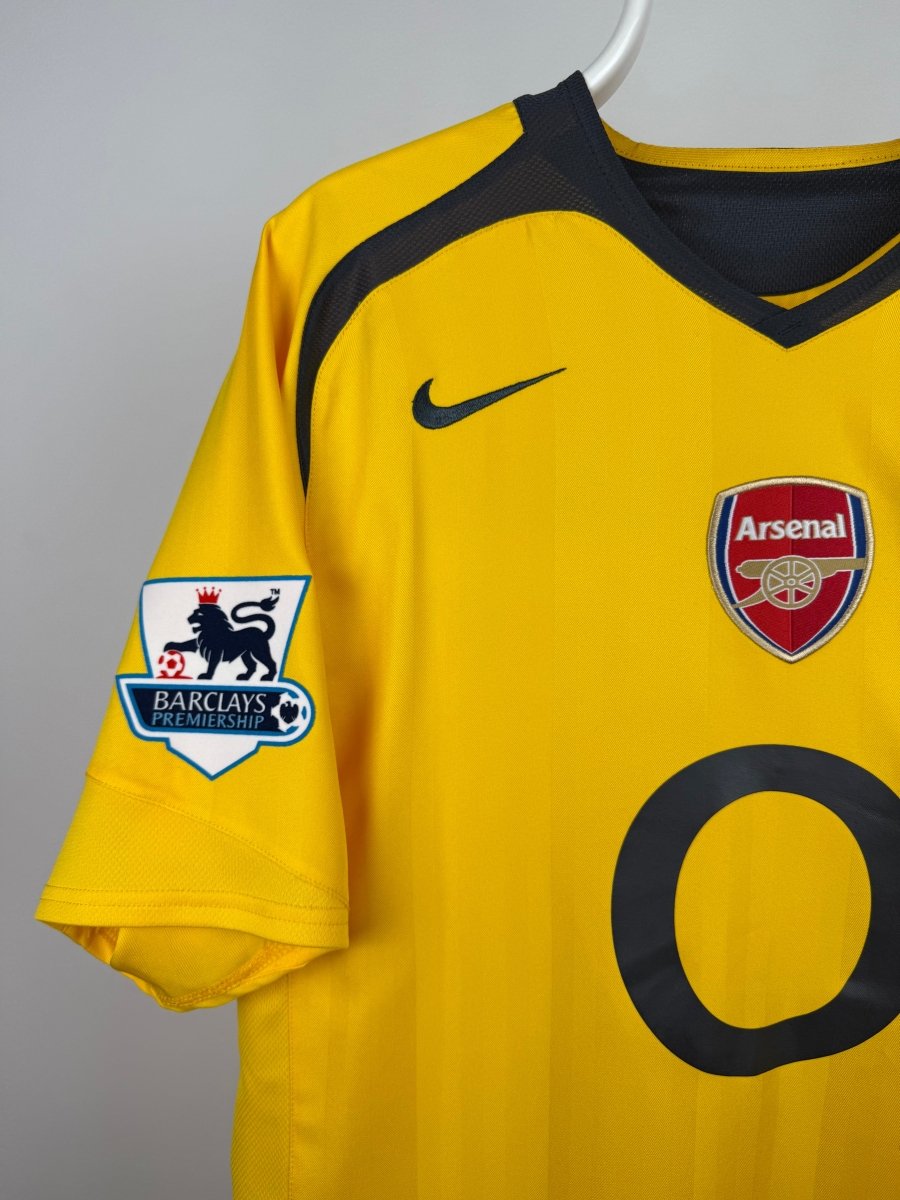 Thiery Henry - Arsenal 2005/06 away shirt π«π·