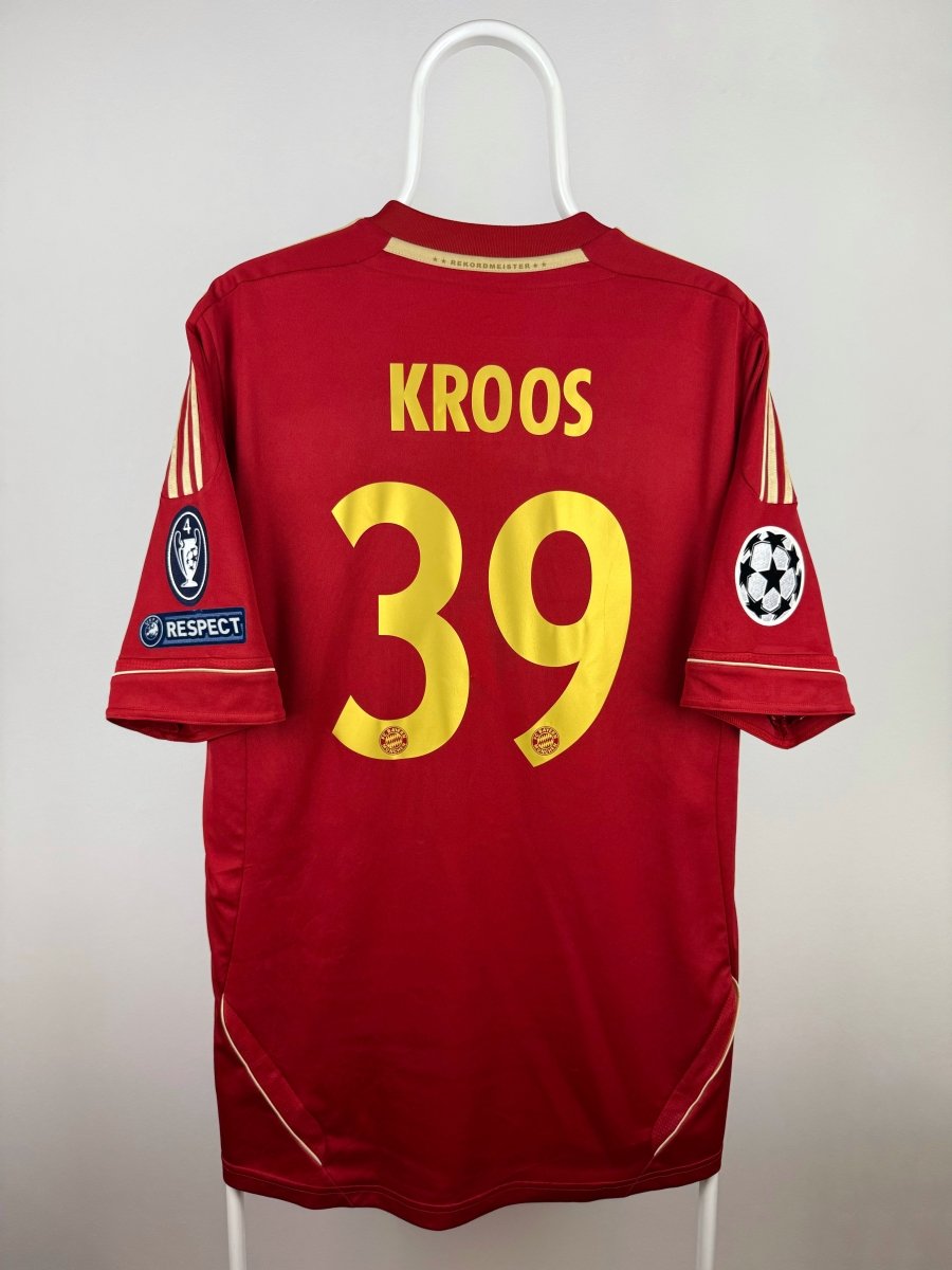 Toni Kroos - Bayern Munich 2011/12 home shirt π©πͺ