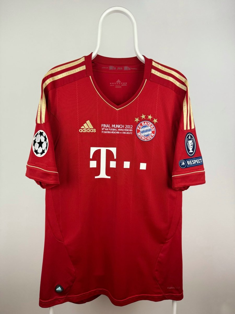 Toni Kroos - Bayern Munich 2011/12 home shirt π©πͺ