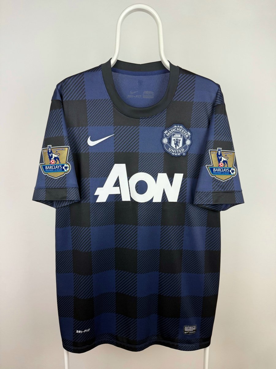 Wayne Rooney - Manchester United 2013/14 Away Shirt ๐ด๓ ง๓ ข๓ ฅ๓ ฎ๓ ง๓ ฟ
