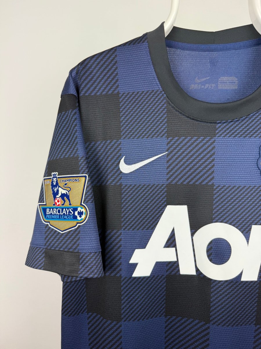 Wayne Rooney - Manchester United 2013/14 Away Shirt ๐ด๓ ง๓ ข๓ ฅ๓ ฎ๓ ง๓ ฟ
