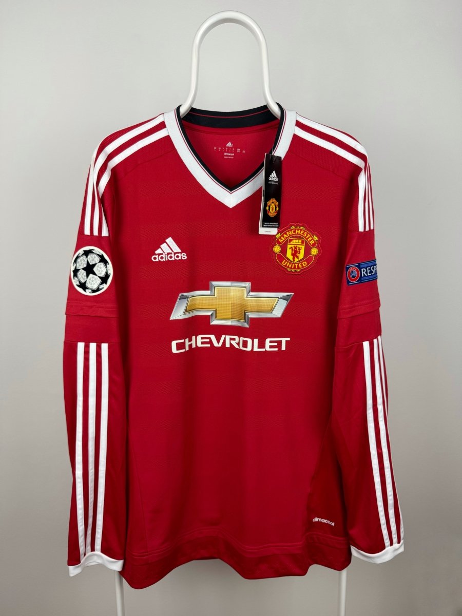 Wayne Rooney - Manchester United 2015/16 Home Shirt ๐ด๓ ง๓ ข๓ ฅ๓ ฎ๓ ง๓ ฟ