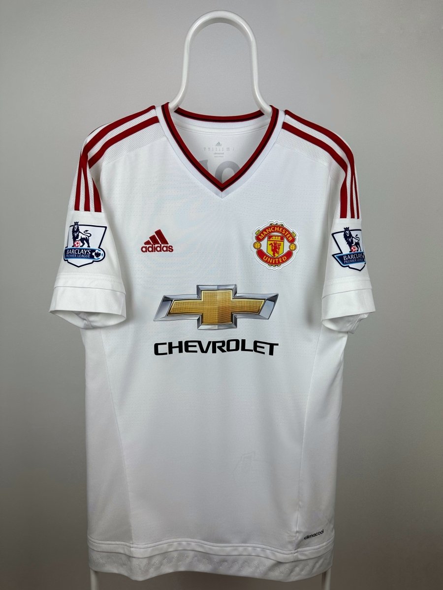 Wayne Rooney - Manchester United 2015/16 Away Shirt ๐ด๓ ง๓ ข๓ ฅ๓ ฎ๓ ง๓ ฟ