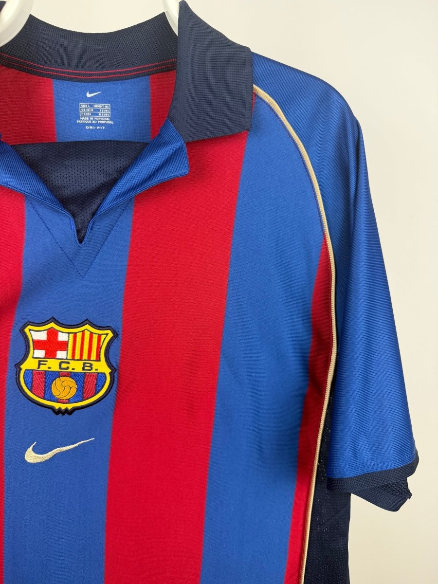 Xavi Hernandez- FC Barcelona 2001/02 home shirt πͺπΈ