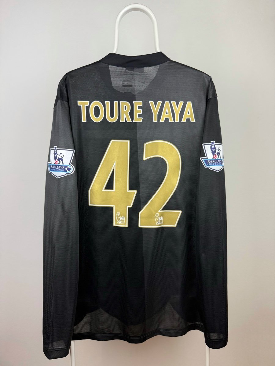 Yaya Toure - Manchester City 2013/14 away shirt ๐จ๐ฎ