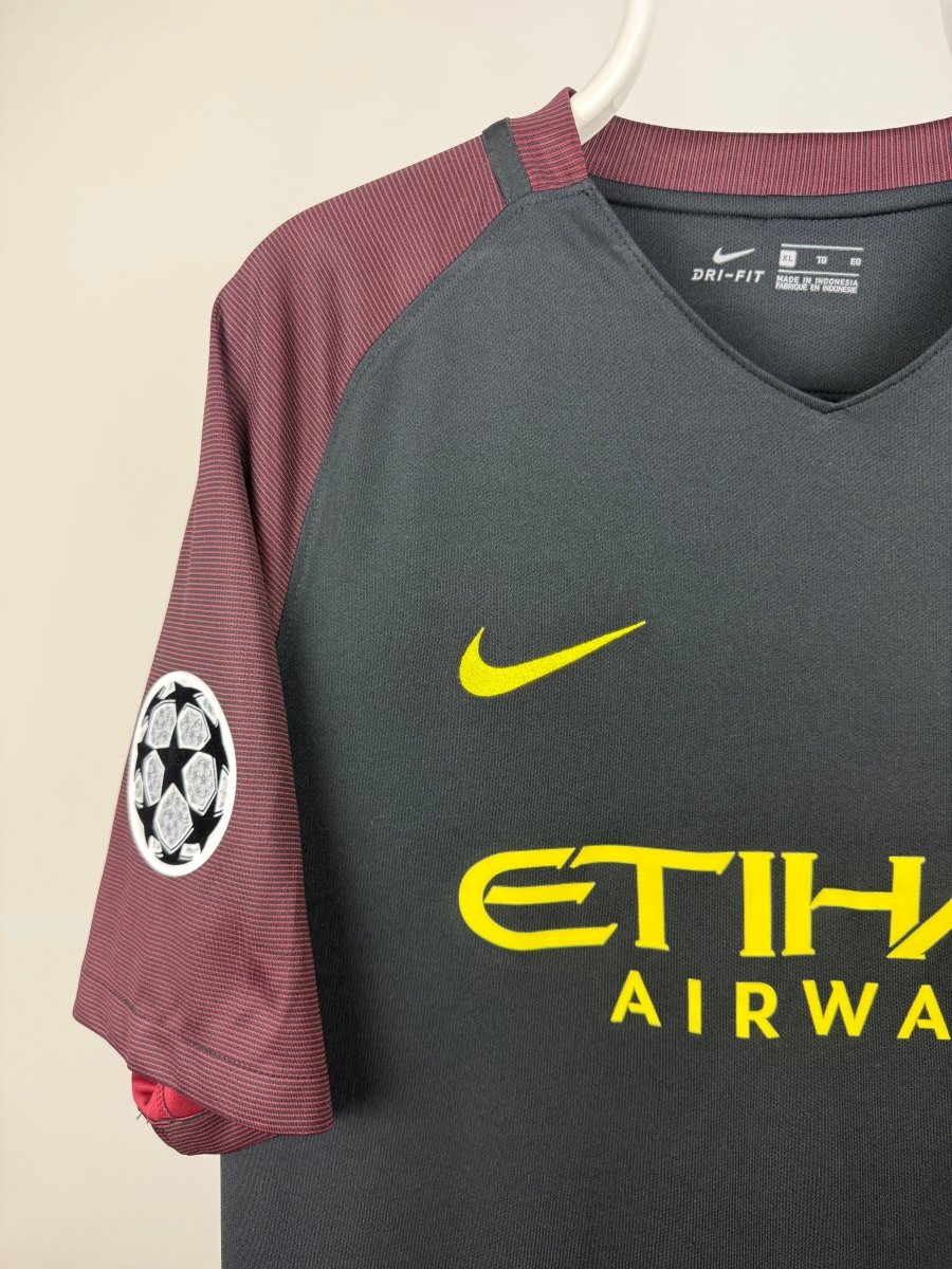 Yaya Toure - Manchester City 2016/17 away shirt ๐จ๐ฎ