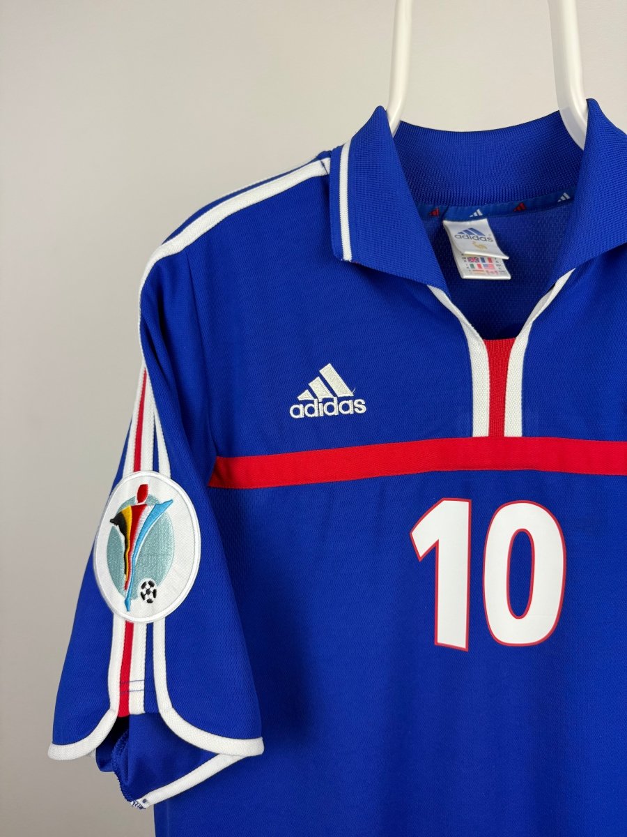 Zinedine Zidane - France 2000 home shirt π«π·