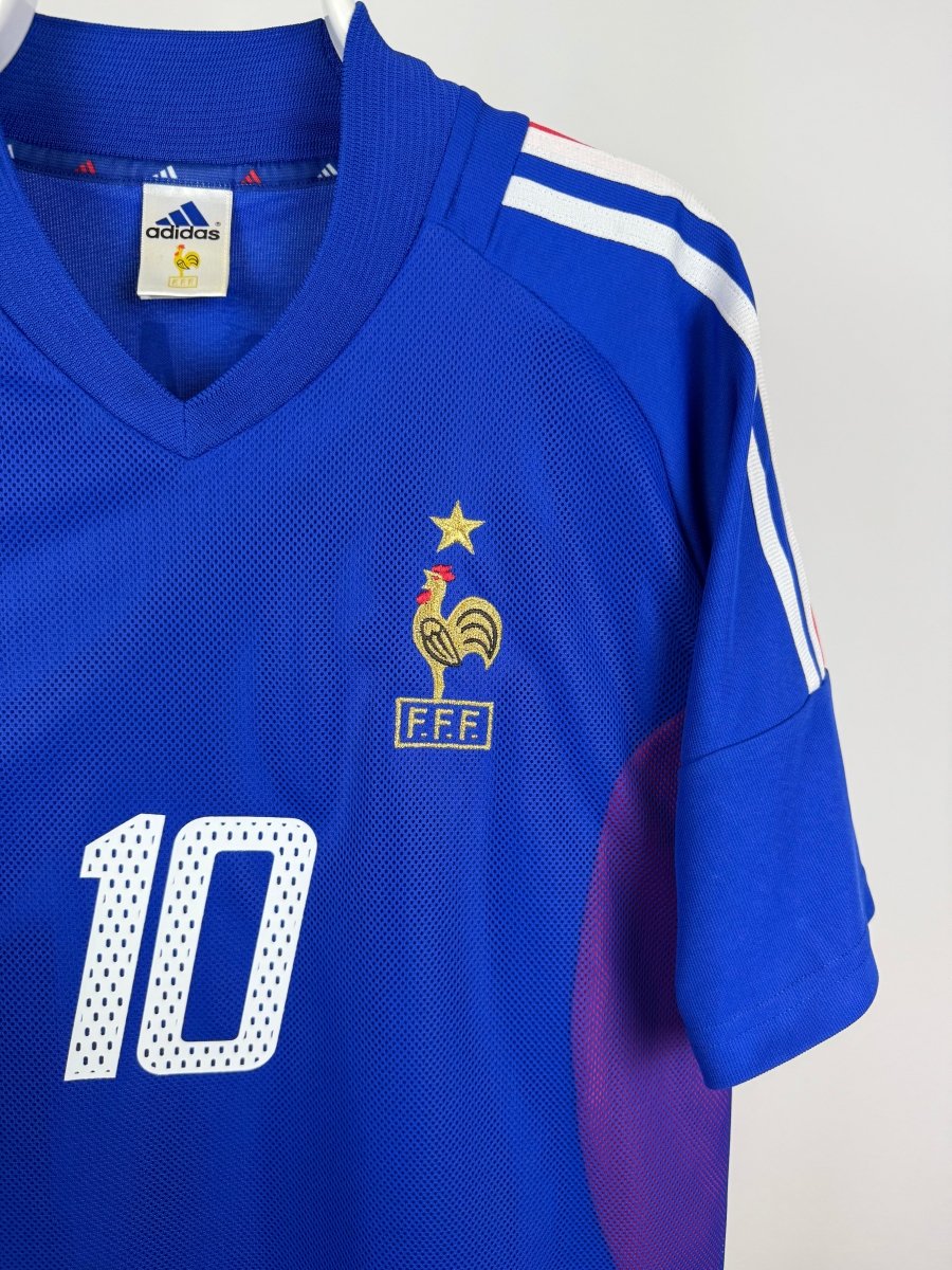 Zinedine Zidane - France 2002 home shirt π«π·