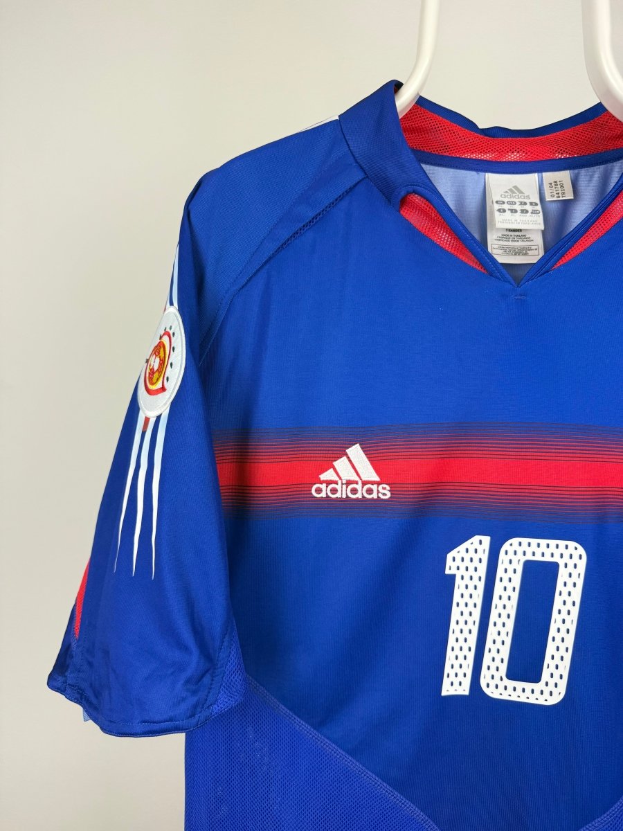 Zinedine Zidane - France 2004 home shirt π«π·