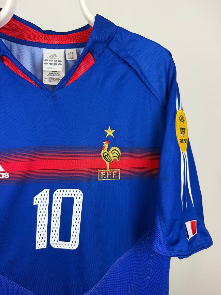 Zinedine Zidane - France 2004 home shirt π«π·