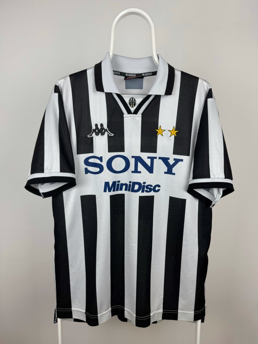 Zinedine Zidane - Juventus 1996/97 home shirt π«π·