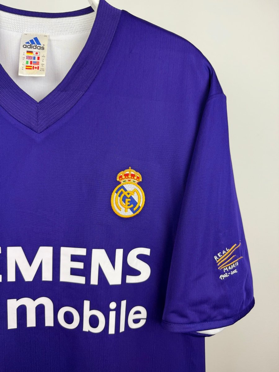 Zinedine Zidane - Real Madrid 2002/03 away shirt π«π·