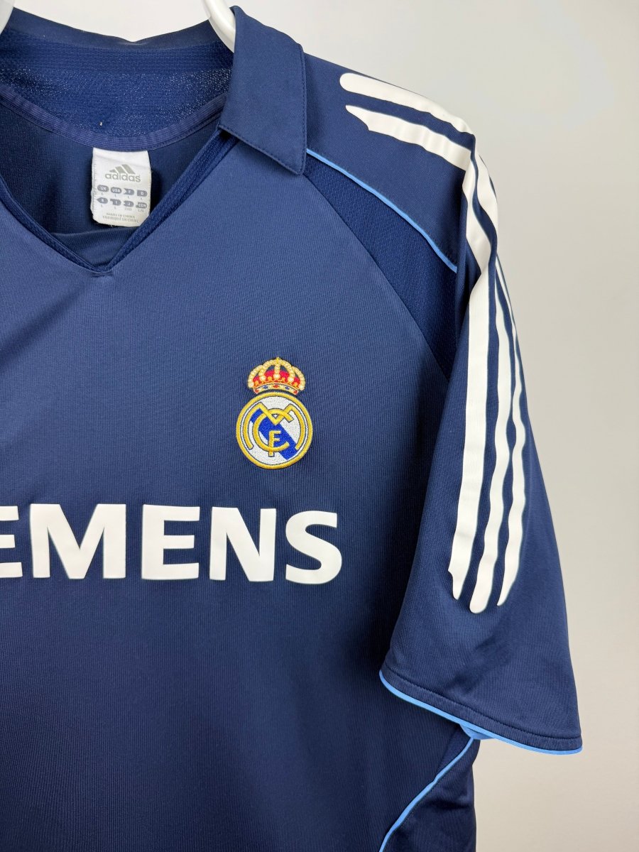 Zinedine Zidane - Real Madrid 2005/06 Away Shirt π«π·