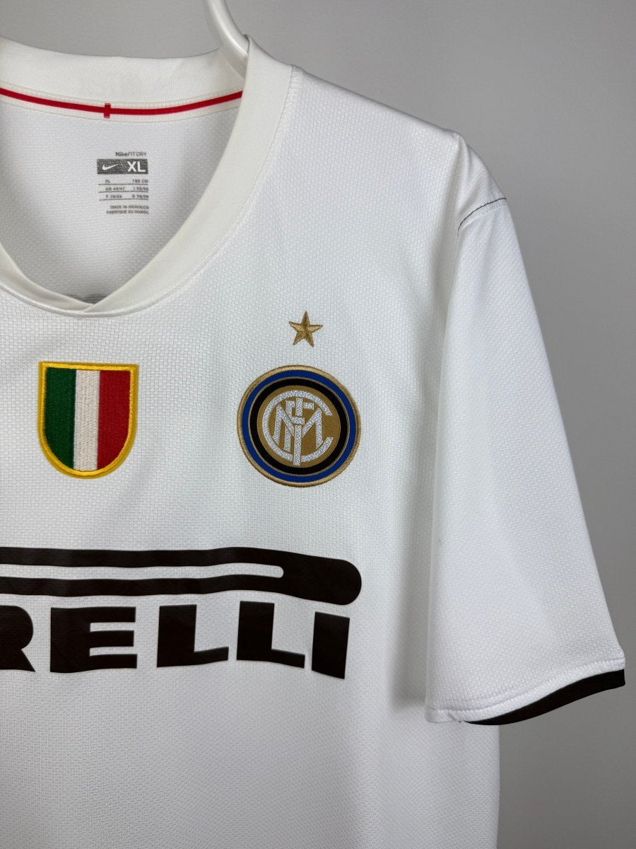 Zlatan Ibrahimovic - Inter 2008/09 away shirt πΈπͺ