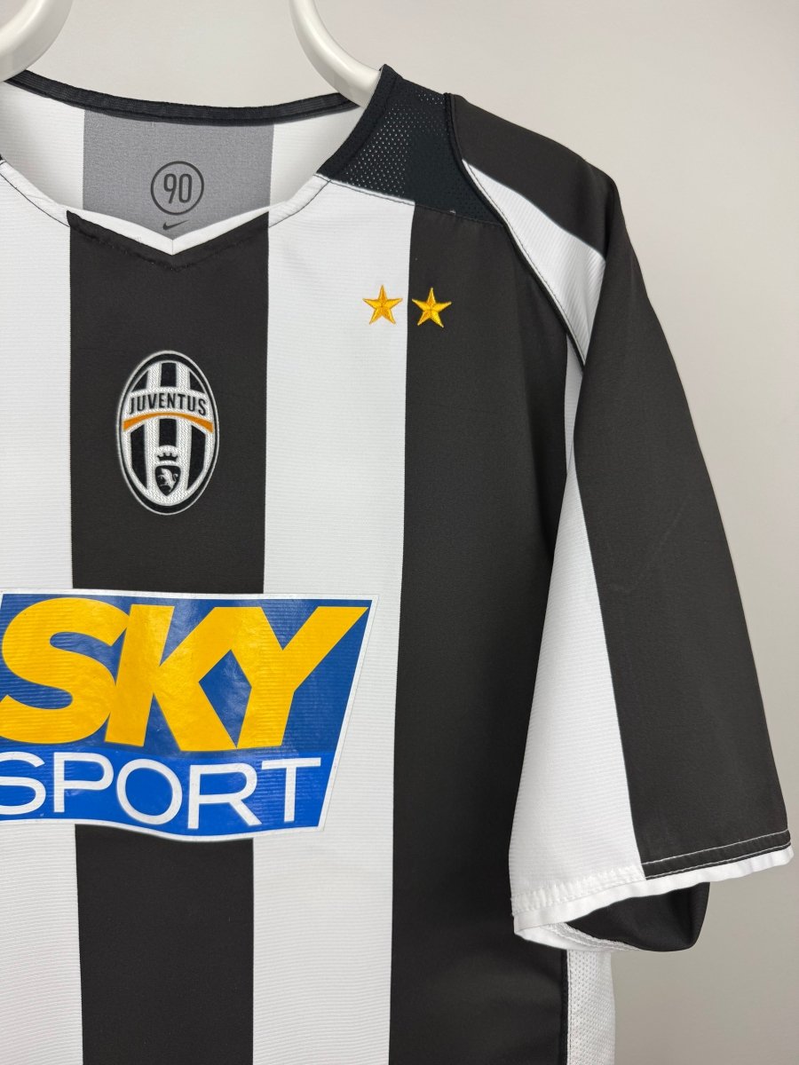 Zlatan Ibrahimovic - Juventus 2004/05 home shirt πΈπͺ
