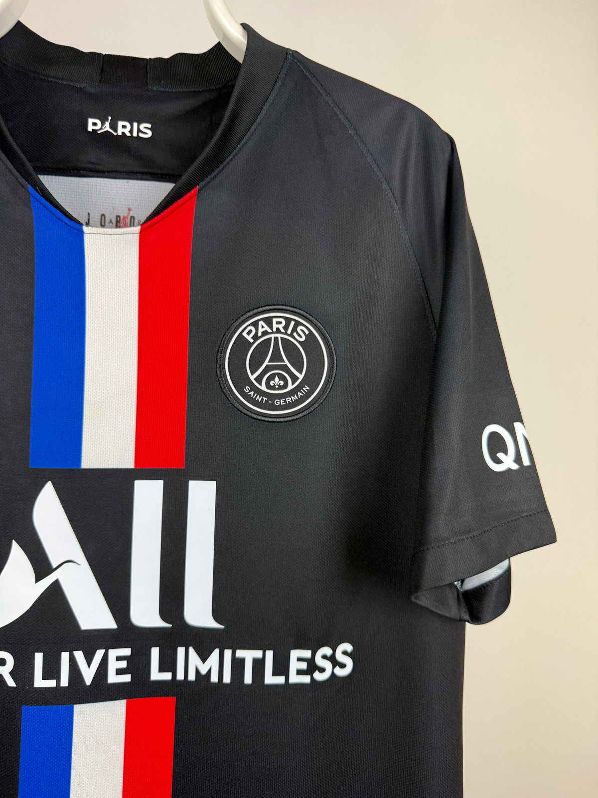 Neymar Jr. - Paris Saint Germain 2019/20 Away Shirt