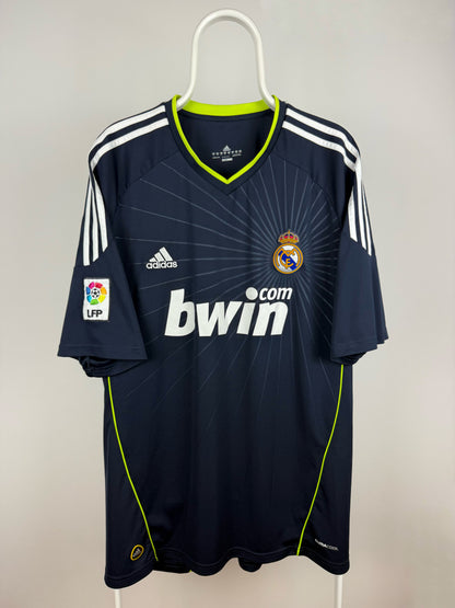 Cristiano Ronaldo - Real Madrid 2010/11 Away Shirt