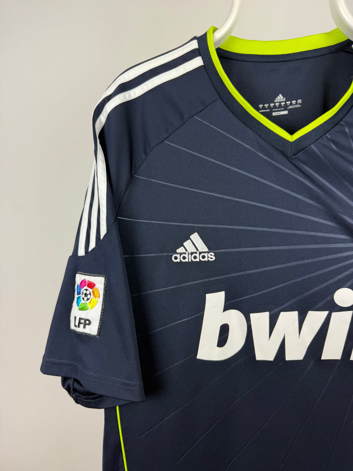 Cristiano Ronaldo - Real Madrid 2010/11 Away Shirt