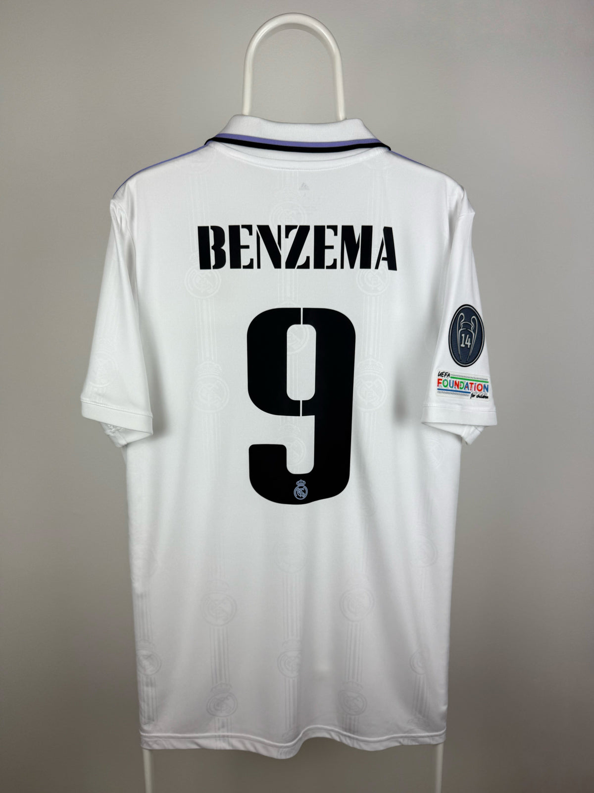 Karim Benzema - Real Madrid 2022/23 Home Shirt