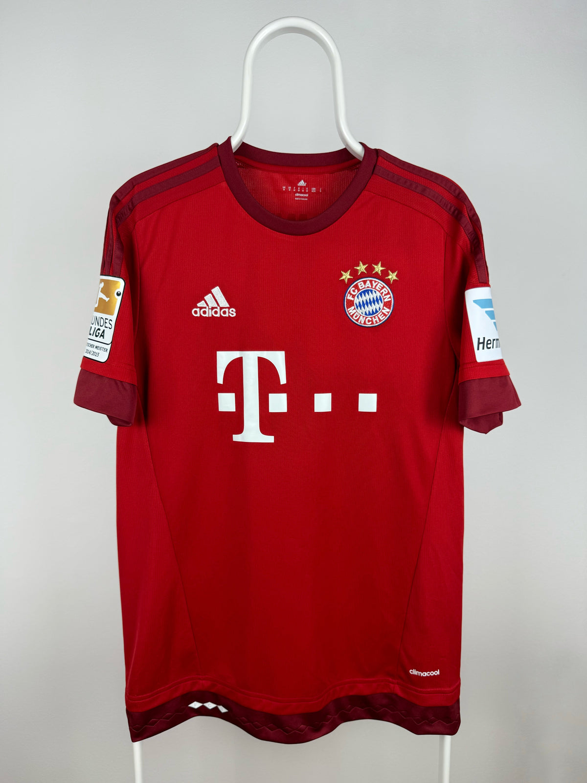 Robert Lewandowski - FC Bayern Munich 2015/16 Home Shirt