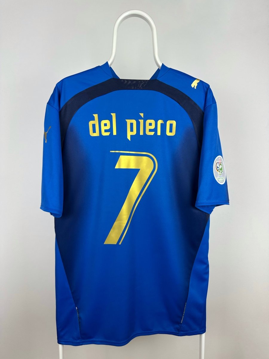 Alessandro Del Piero - Italy 2006 home shirt 🇮🇹